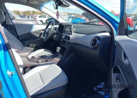 2021 Hyundai Kona Limited z USA, uszkodzony, nr VIN KM8K3CA52MU601173